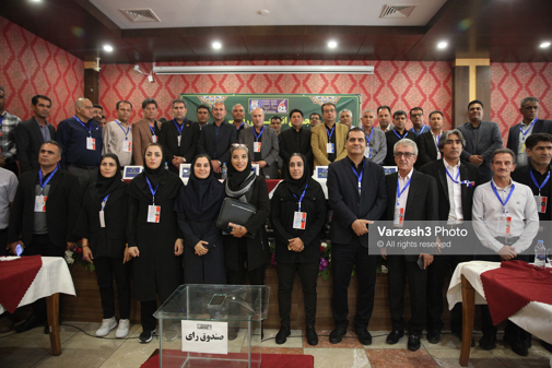 قنبری سکاندار هیات فوتبال استان فارس
