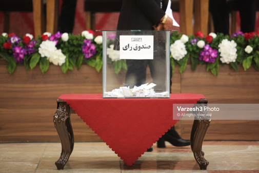 قنبری سکاندار هیات فوتبال استان فارس