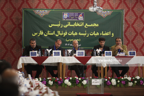 قنبری سکاندار هیات فوتبال استان فارس