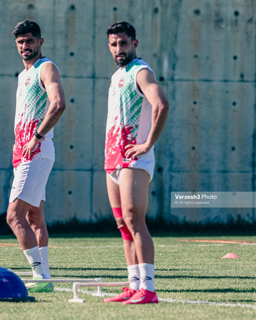 قابهایی از قهرمان لیگ بیست و چهارم در بولوی